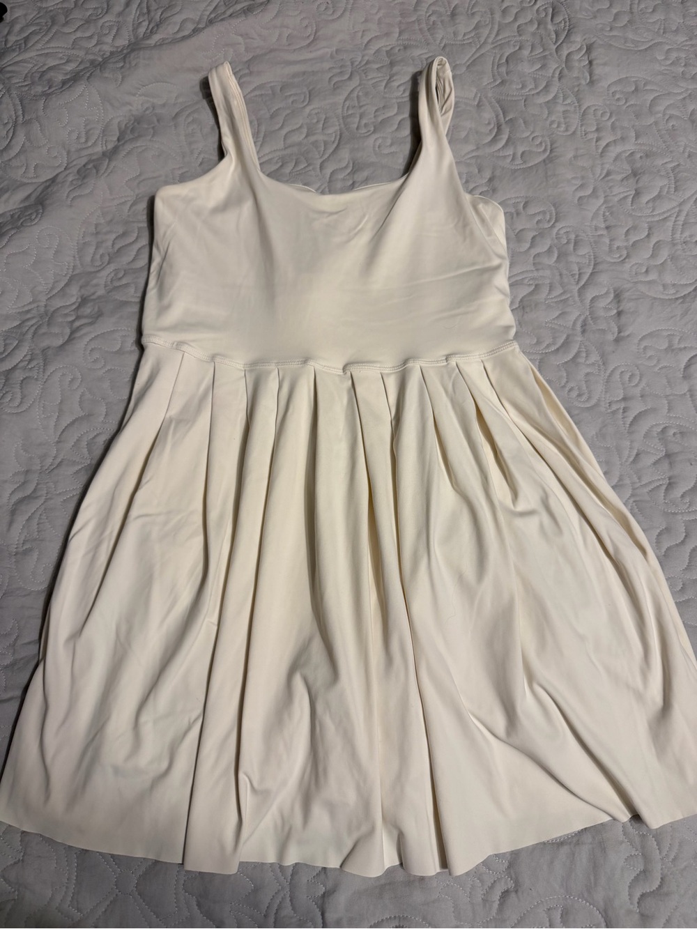 Zsupply Sleeveless Cream Pleated Dress